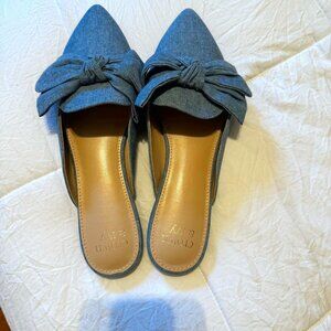 Crown & Ivy Elise Bow Mules - Denim - Size 9M New
